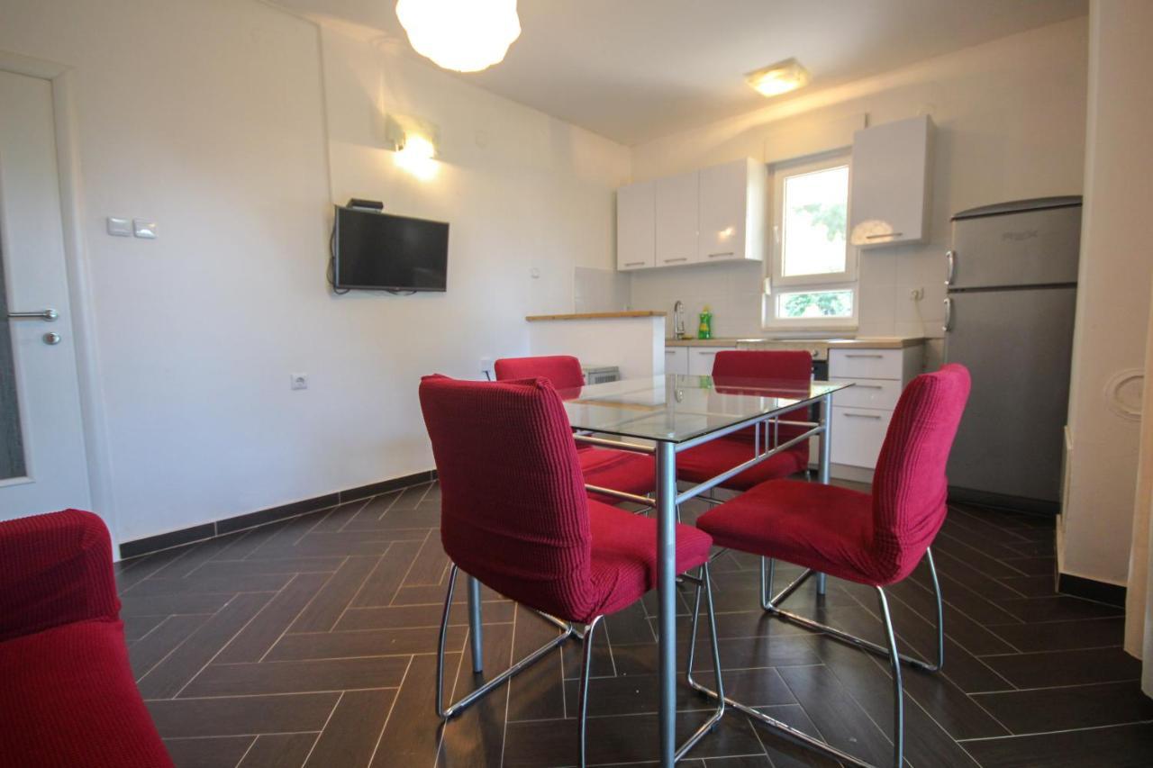 Cukon Holiday Home ميدولين المظهر الخارجي الصورة