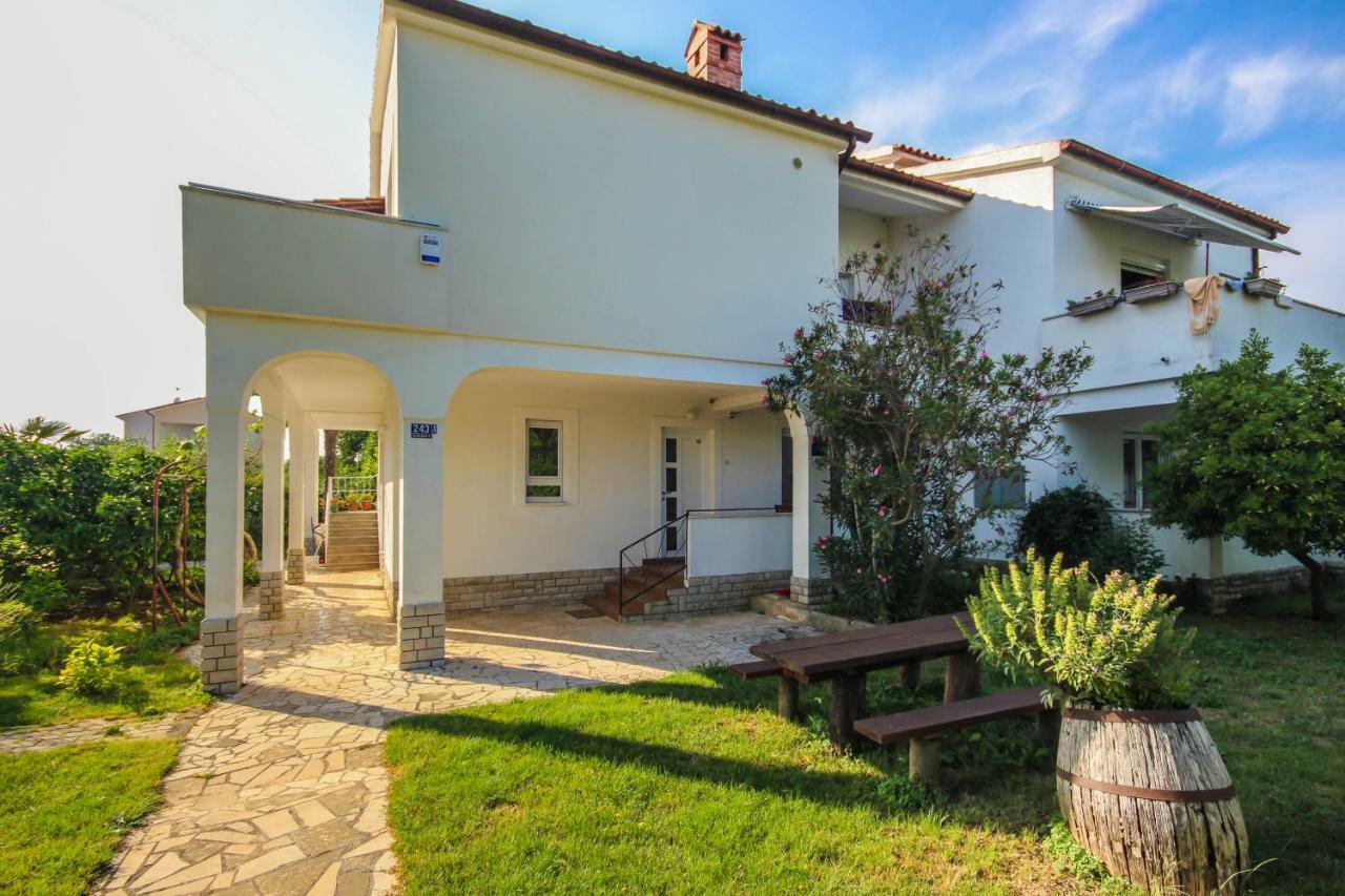 Cukon Holiday Home ميدولين المظهر الخارجي الصورة