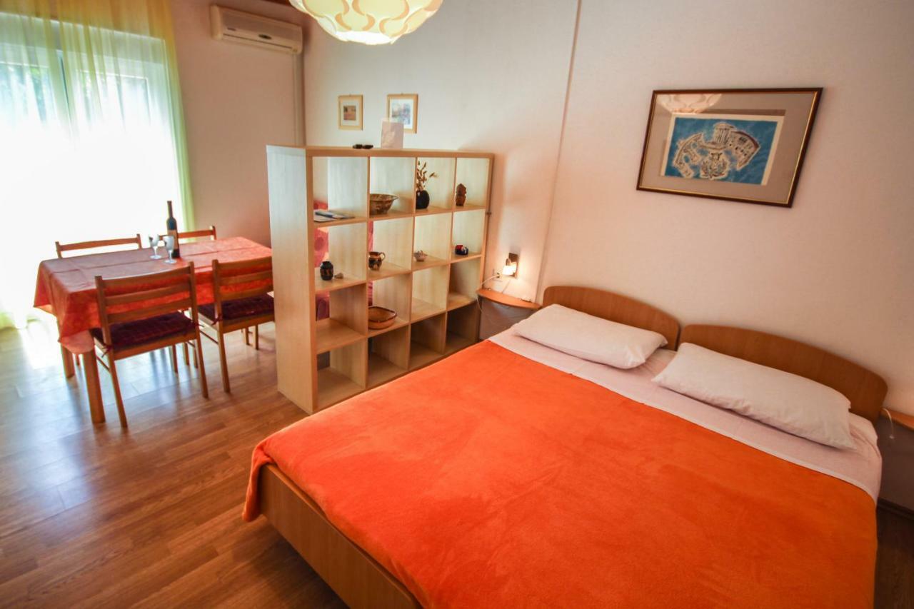 Cukon Holiday Home ميدولين المظهر الخارجي الصورة