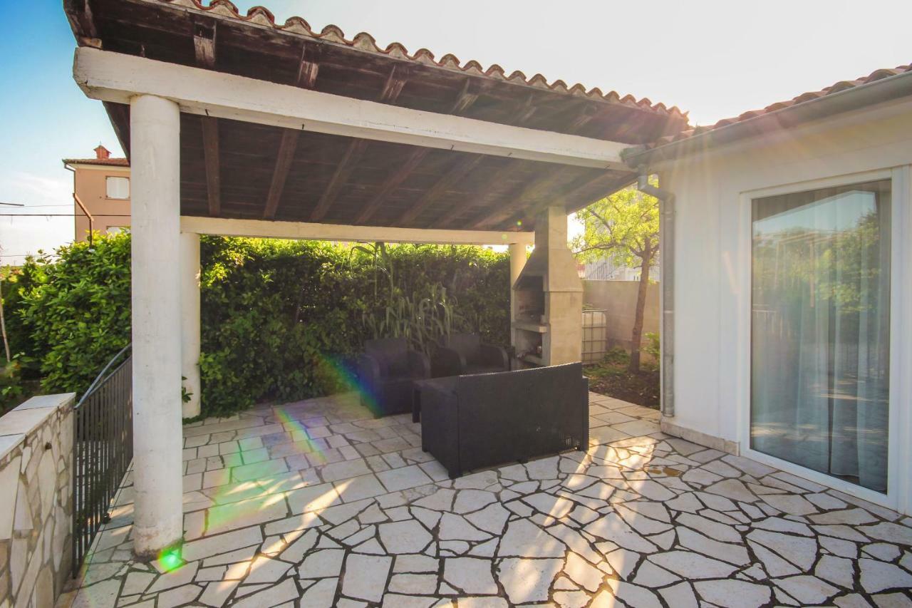 Cukon Holiday Home ميدولين المظهر الخارجي الصورة
