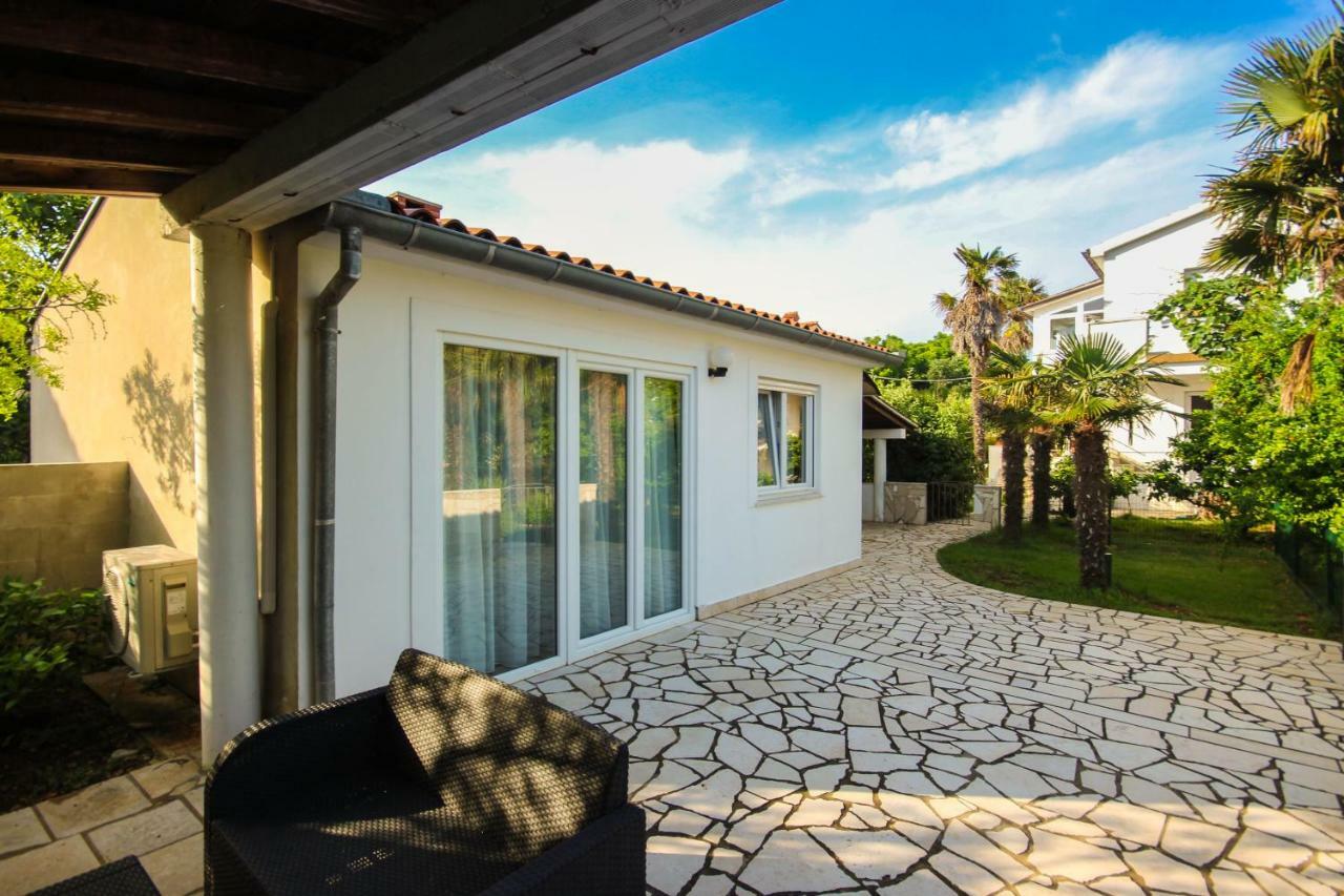 Cukon Holiday Home ميدولين المظهر الخارجي الصورة